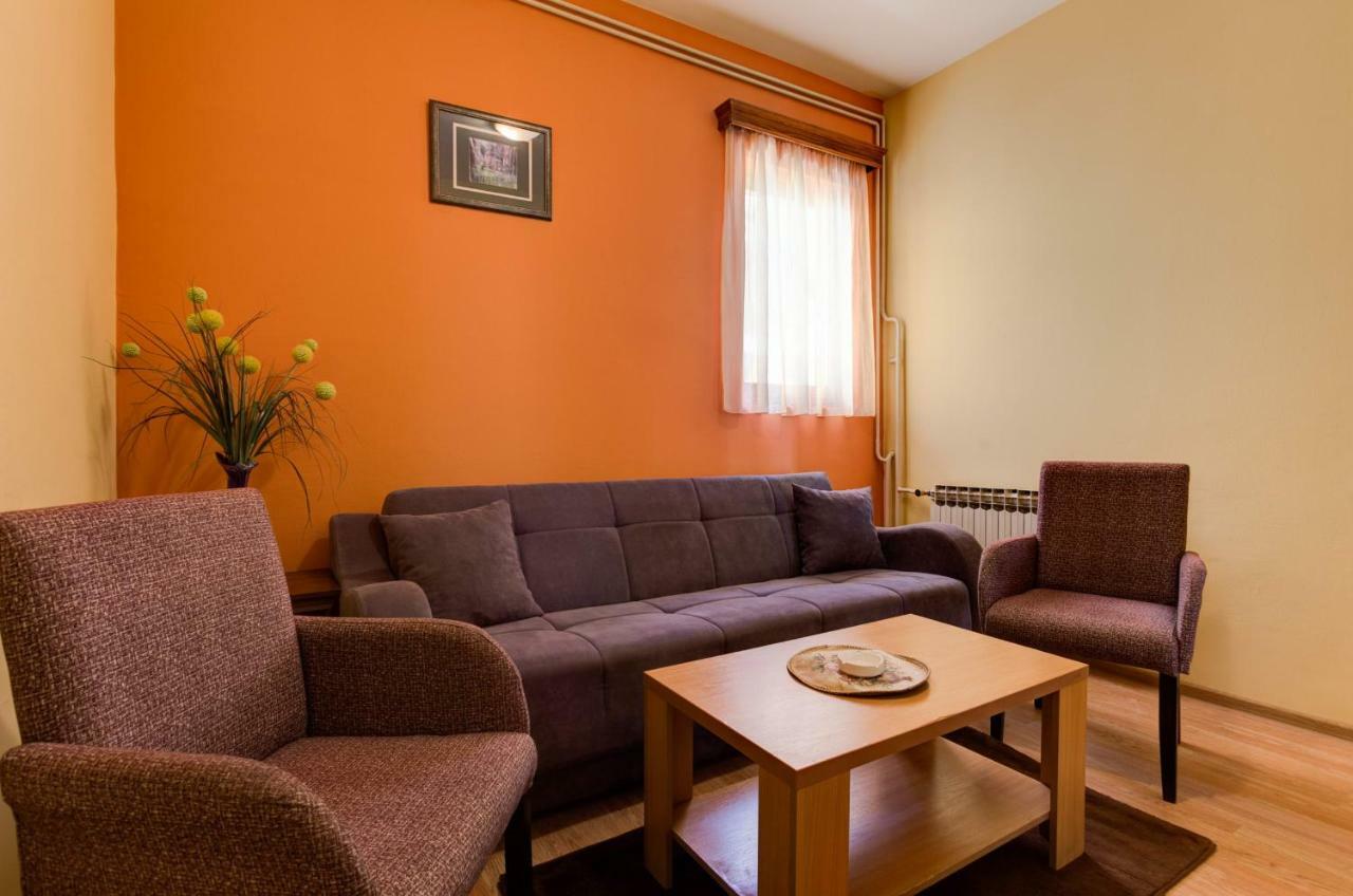 Mali Milocer Bay Accommodation Sveti Stefan Exterior foto